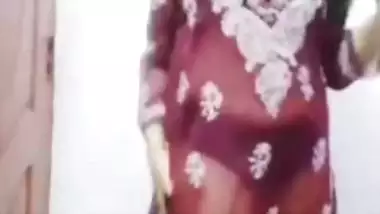 Huge boobs slave girl nude videos for master