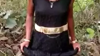 Provocative Desi chick in black dress demonstrates her small XXX breasts