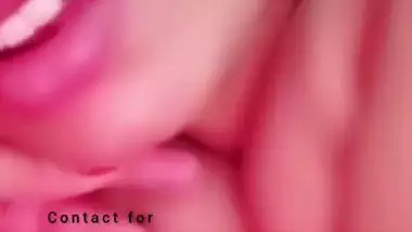 Cam girl in saree goes live to show huge boobs