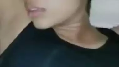 Sweet Desi babe enjoys hardcore XXX coupling for the amateur camera