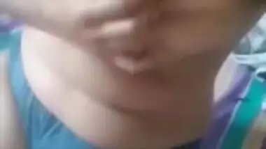 Sexy Tamil Girl Showing her Big Boobs And Pussy part 1