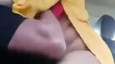 Viral sex videos of a Haryanavi couple fucking in a car