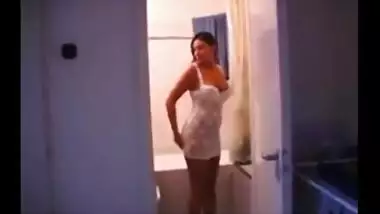 NRI bhabhi enjoys hardcore sex with an African guy